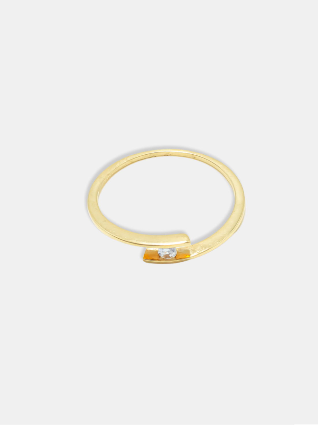 anel ouro 18k com pedra central transparente moderno