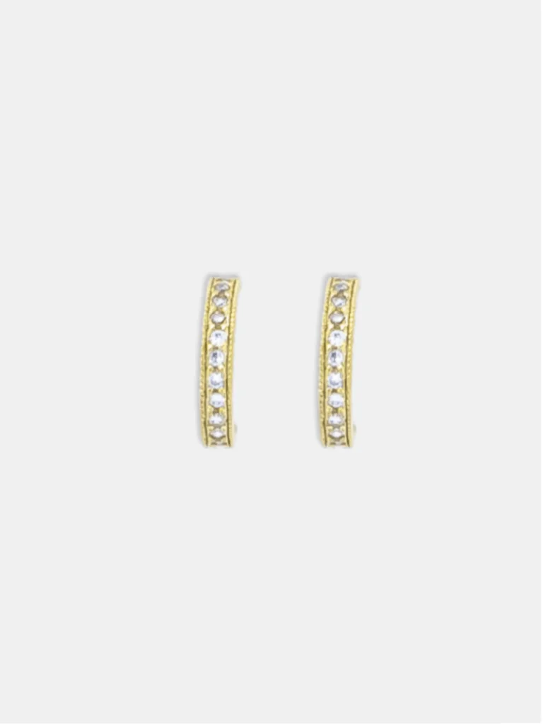 brinco ouro 18k meia argola cravejada